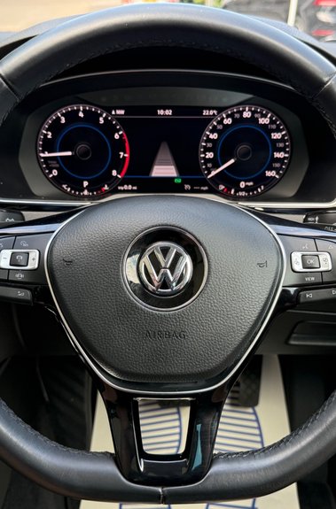 Volkswagen Passat GT TSI EVO DSG - PANORAMIC SUNROOF -19 INCH ALLOYS - ONE OWNER 