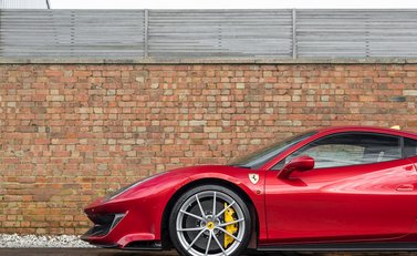 Ferrari 488 Pista 31