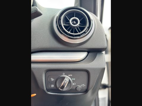 Audi A3 2.0 TDI S line Sportback Euro 6 (s/s) 5dr 17