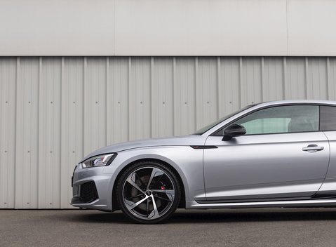 Audi RS5 Coupé Sport Edition 27
