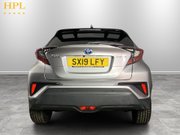 Toyota C-HR 1.8 VVT-h Dynamic SUV 5dr Petrol Hybrid CVT Euro 6 (s/s) (122 ps) Cruise C 6