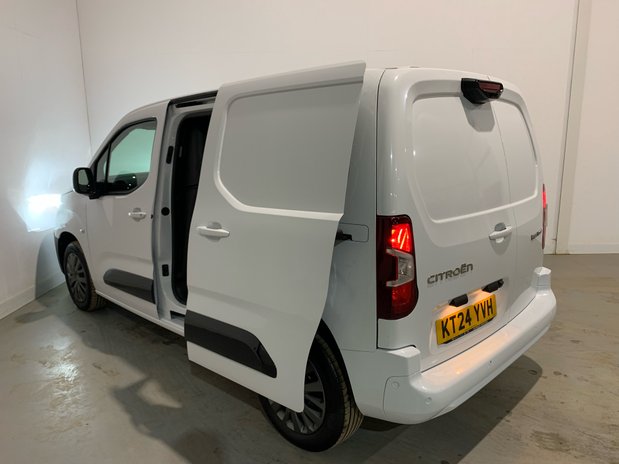 Citroen Berlingo Berlingo M Diesel 1.5 Blue HDi 100ps Van Driver 14