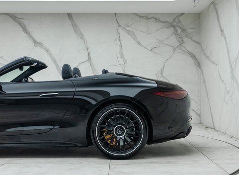 Mercedes-Benz SL Class SL63 AMG PERFORMANCE 39