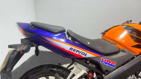 Honda CBR CBR125 2005 40K PROJECT BIKE SPARES OR REPAIR 125CC SPORT 14