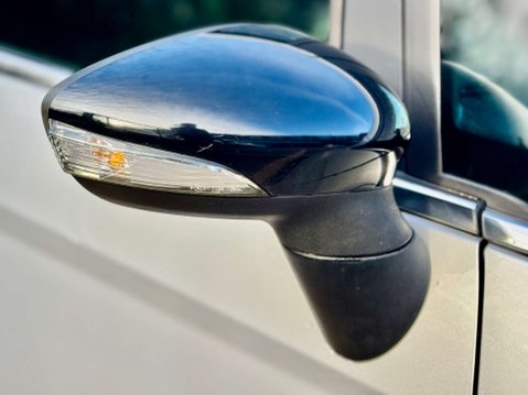 Ford B-Max 1.0 B-Max Zetec Silver Edition 5dr 42