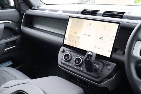 Land Rover Defender 110 BRAND NEW HARD TOP X-DYNAMIC 250 S STYLED AT SEEKER 27