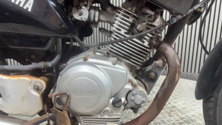 Yamaha YBR 125 2013 36K RUNNING PROJECT BIKE SPARES OR REPAIR 125CC LEARNER 29