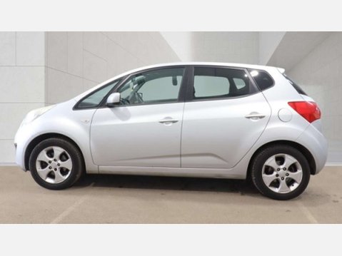 Kia Venga 1.6 3 MPV 5dr Petrol Auto Euro 5 (123 bhp) 8