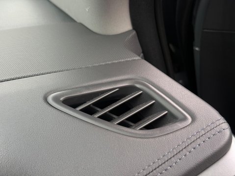 Hyundai IONIQ 38.3kWh Premium SE Auto 5dr 80