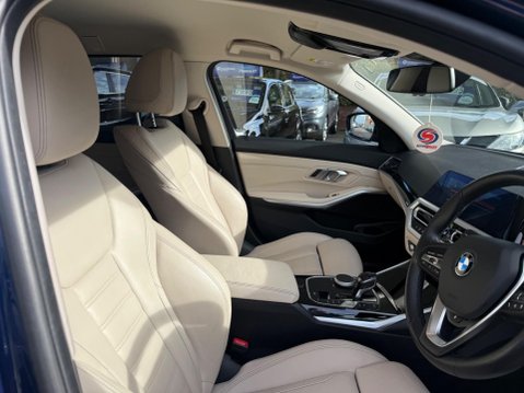 BMW 3 Series 2.0 320d Sport Touring Auto Euro 6 (s/s) 5dr 23