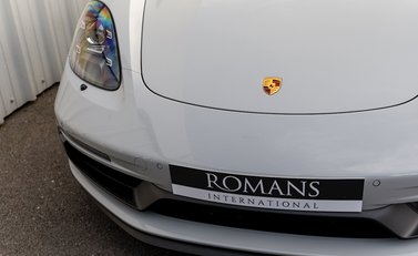 Porsche 718 Cayman GTS 22