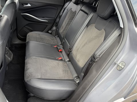 Vauxhall Grandland 1.2 Turbo Ultimate 5dr 37