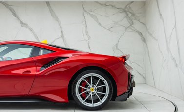 Ferrari 488 Pista 43