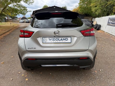 Nissan Juke 1.0 DIG-T Tekna+ DCT Auto Euro 6 (s/s) 5dr 16