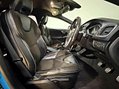 Volvo V40 R-DESIGN D3 MANUAL 17