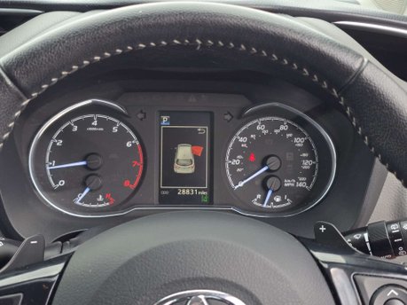 Toyota Yaris 1.5 VVT-i Icon Hatchback 5dr Petrol CVT Euro 6 (111 ps) 38