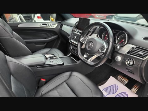 Mercedes-Benz GLE GLE 250 D 4MATIC AMG NIGHT EDITION PREMIUM PLUS 4