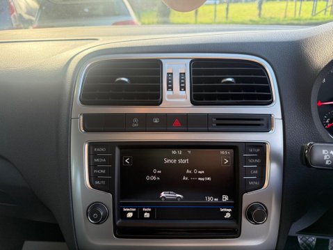 Volkswagen Polo 1.0 TSI BlueMotion Tech BlueMotion Euro 6 (s/s) 5dr 22