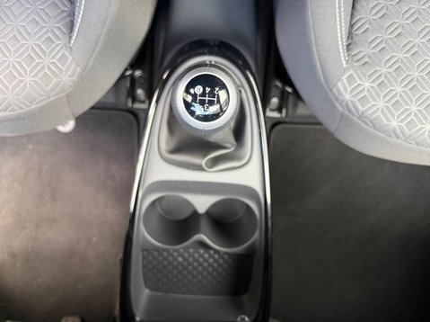 Toyota Aygo X VVT-I EDGE 66