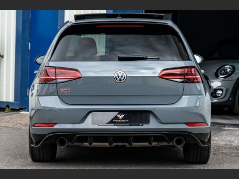 Volkswagen Golf 2.0 Golf GTi TCR Semi-Auto 5dr 29