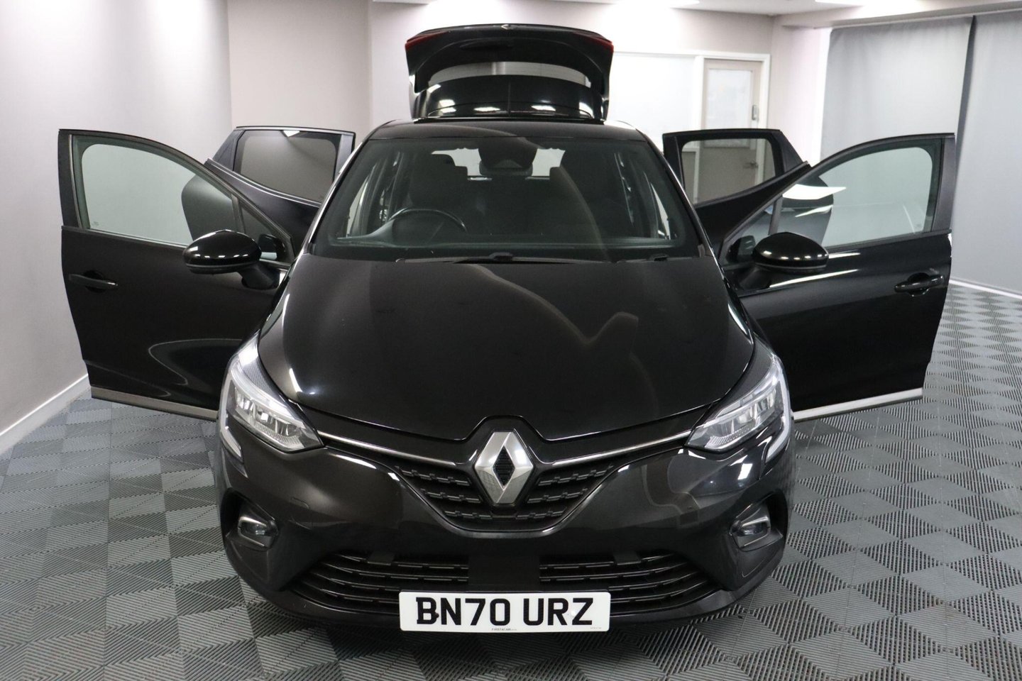 2020 Renault Clio — image 5