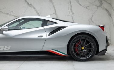 Ferrari 488 Pista Piloti 55