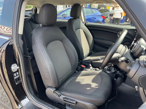 Mini Hatch 1.5 COOPER 3