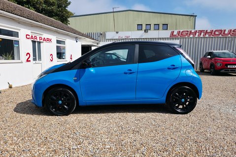 Toyota Aygo VVT-I X-CITE 2 AUTOMATIC..£20:00 R/TAX..1,FORMER KEEPER,8 SERVICES. 7