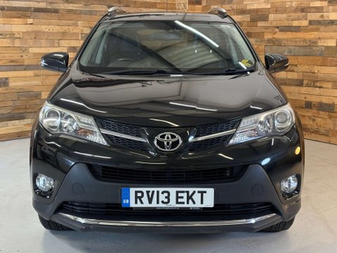 Toyota Rav4 2.2 D-4D Invincible SUV 5dr Diesel Manual 4WD Euro 5 (150 ps) 