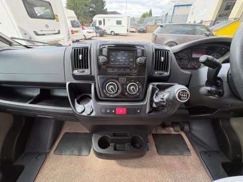 Auto-Sleepers Warwick XL BLUEHDI 435 L4H2 W/V 20