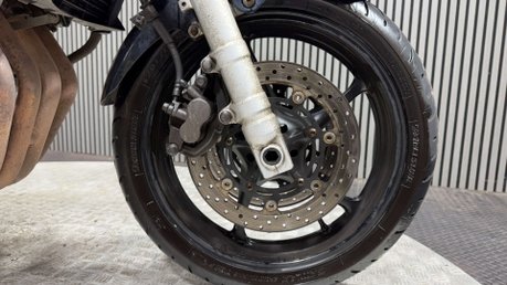 Yamaha FZ 2006 36K GOOD RUNNING PROJECT BIKE SPARES OR REPAIR 600CC 20