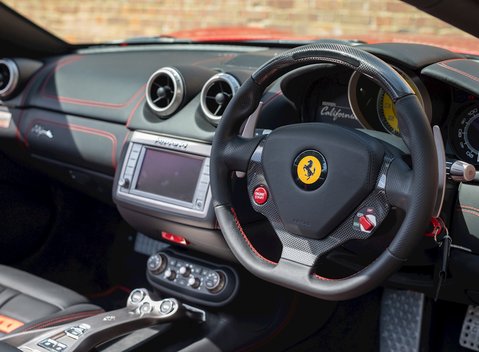 Ferrari California 13