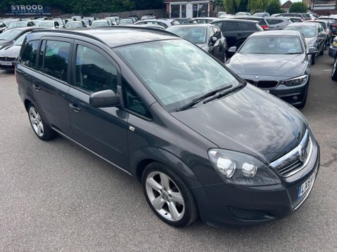 Vauxhall Zafira 1.8 16V Exclusiv Euro 5 5dr 8