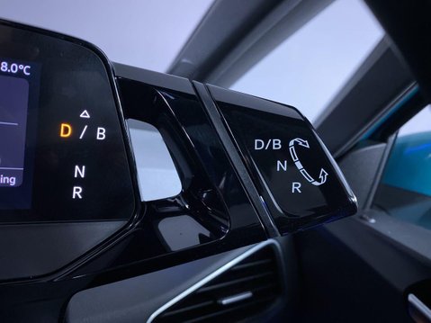 Volkswagen ID.3 Pro Performance 58kWh Family Hatchback 5dr Electric Auto (204 ps) Heated Se 42
