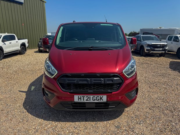 Ford Transit Custom Crew Cab SWB L1H1 Low Roof Limited 300 Air Con Alloys Sensors EURO 6 4