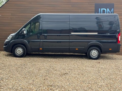 Peugeot Boxer 2.2 Boxer 435 Professional Premium Plus L4H2 BlueHDi 9