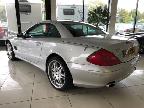 Mercedes-Benz SL Series SL500 V8 26