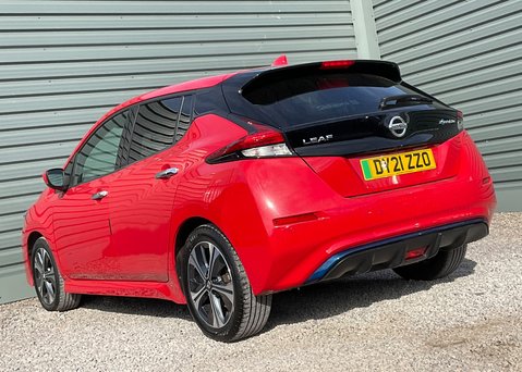 Nissan LEAF N-CONNECTA 9