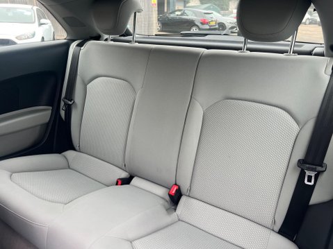 Audi A1 1.2 TFSI SE Euro 5 (s/s) 3dr 23