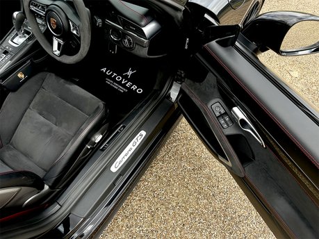 Porsche 911 CARRERA GTS PDK 71