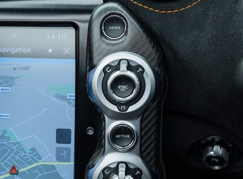 McLaren 720S Spider Peformance 27