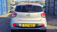 Hyundai i10 1.2 Premium SE Hatchback 5dr Petrol Auto Euro 6 (87 ps) 12
