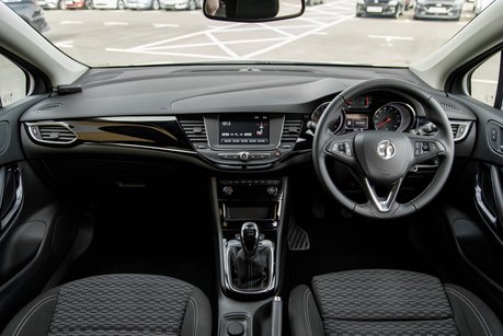 Vauxhall Astra SRI NAV S/S