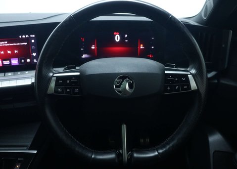 Vauxhall Astra 1.2 Astra Ultimate Turbo Auto 5dr 16