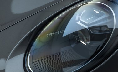 Porsche 911 GT3 TOURING (992) 32