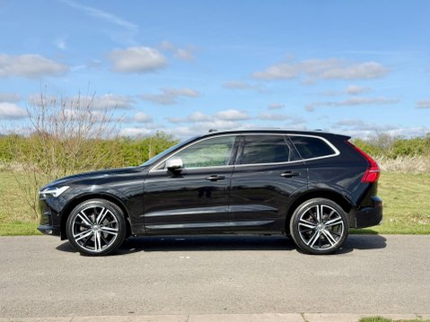 Volvo XC60 2.0 D4 R-Design Pro Auto AWD Euro 6 (s/s) 5dr 12