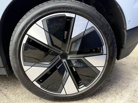 Volvo Ex30 Single Motor Extended Range 69kWh Ultra SUV 5dr Electric Auto (272 ps) 16