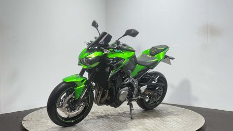 Kawasaki Z900 2017 ONLY 8K NEW MOT SUPER NAKED EXCELLENT CONDITION 900CC 5
