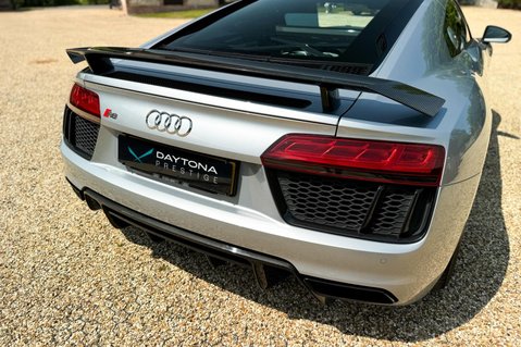 Audi R8 5.2 FSI V10 Plus S Tronic quattro Euro 6 (s/s) 2dr 10