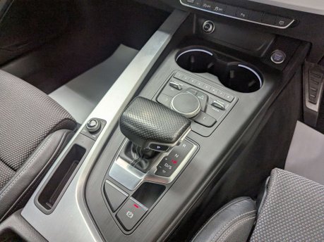 Audi A4 2.0 A4 S Line TDI Quattro Semi-Auto 4WD 5dr 55